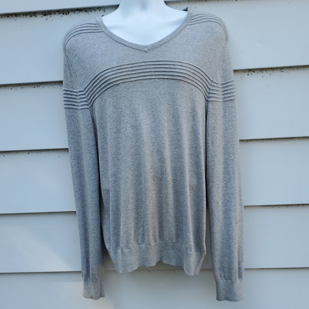 Kenneth Cole Reaction Men's Gray V Neck Knit Sweater Size Large Long Sleeve